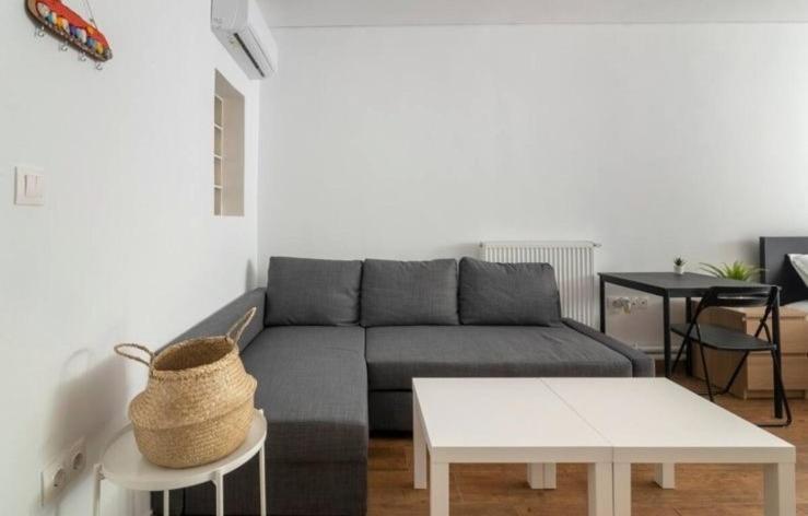 So36 Filoxenia Place Like In Kolonaki- Close To Athen's Center & Metro Station
